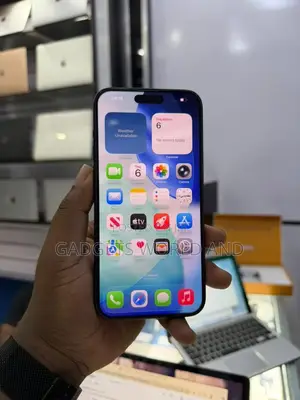New Apple iPhone 15 Plus 128 GB Black
