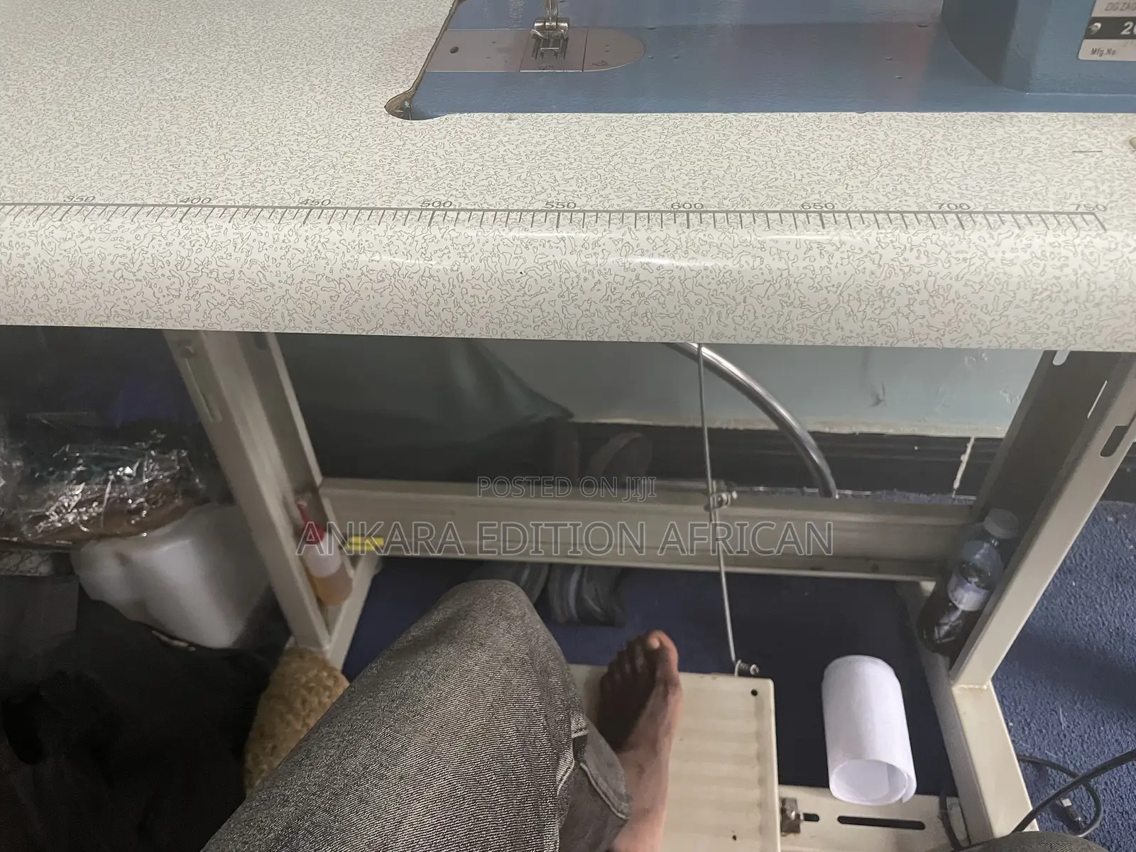 20u 33 Zig Zag Sewing Machine