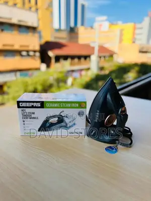 Geepas Ceramic Steam Iron