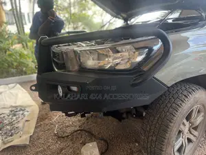 Bull Bar Hilux 2021-2025