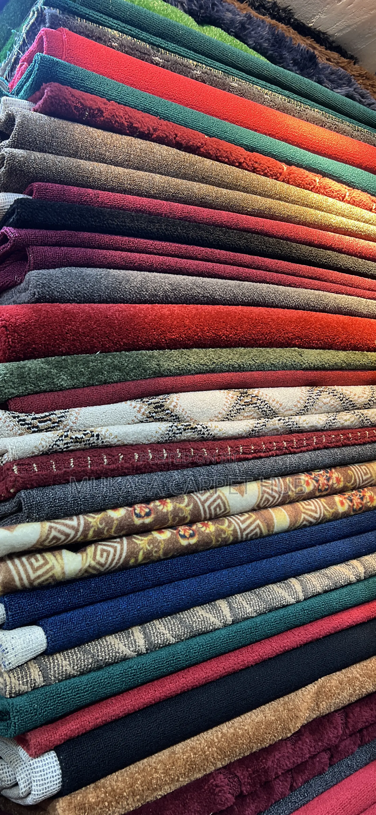 Luxury Woolen Fiber-Carpets