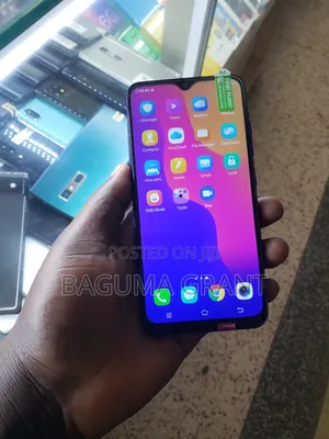 Vivo Y93 128 GB Blue