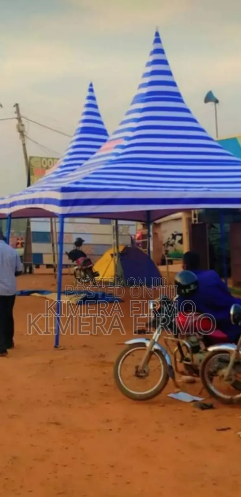 100 Seater Tent Blue White Without Side Flaps in Strong Materials