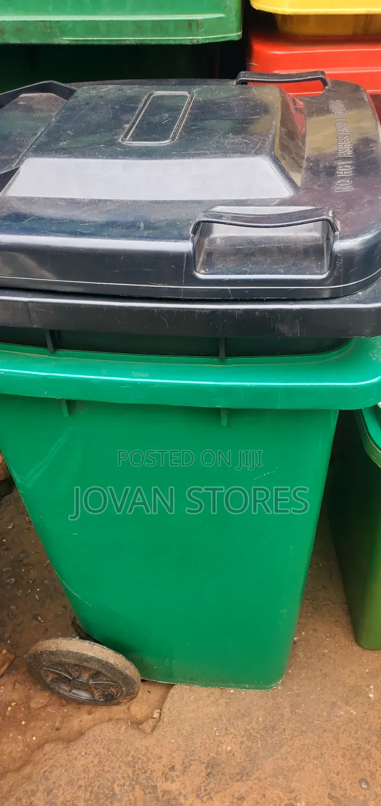 Plastic Dust Bin