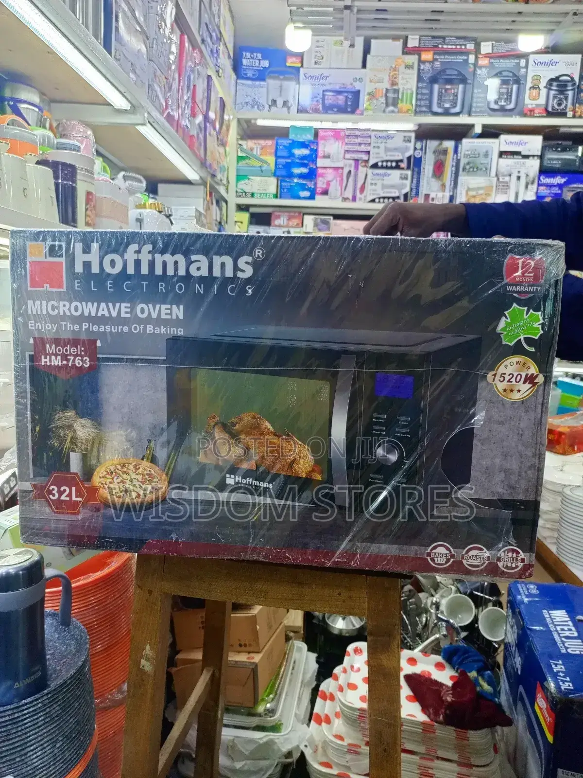 Hoffmans Electronics Microwave Oven, Specifically Model Hm-763.