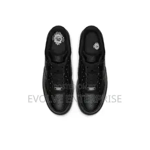 Black Airforce 1s