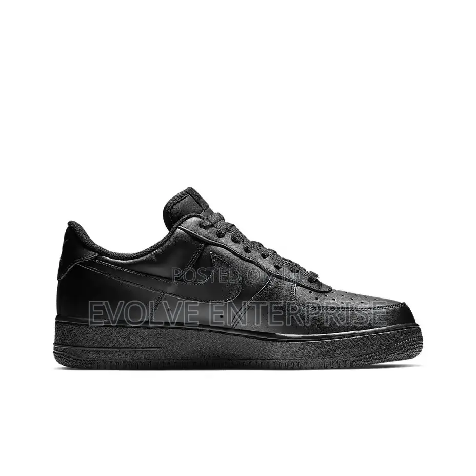 Black Airforce 1s