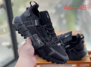 Men’S Black Reebok Zig Kinetica Edge Sneakers
