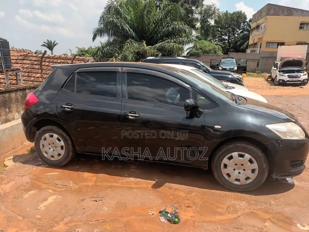Toyota Auris 2009 Black