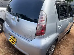 Toyota Passo 2008 Silver