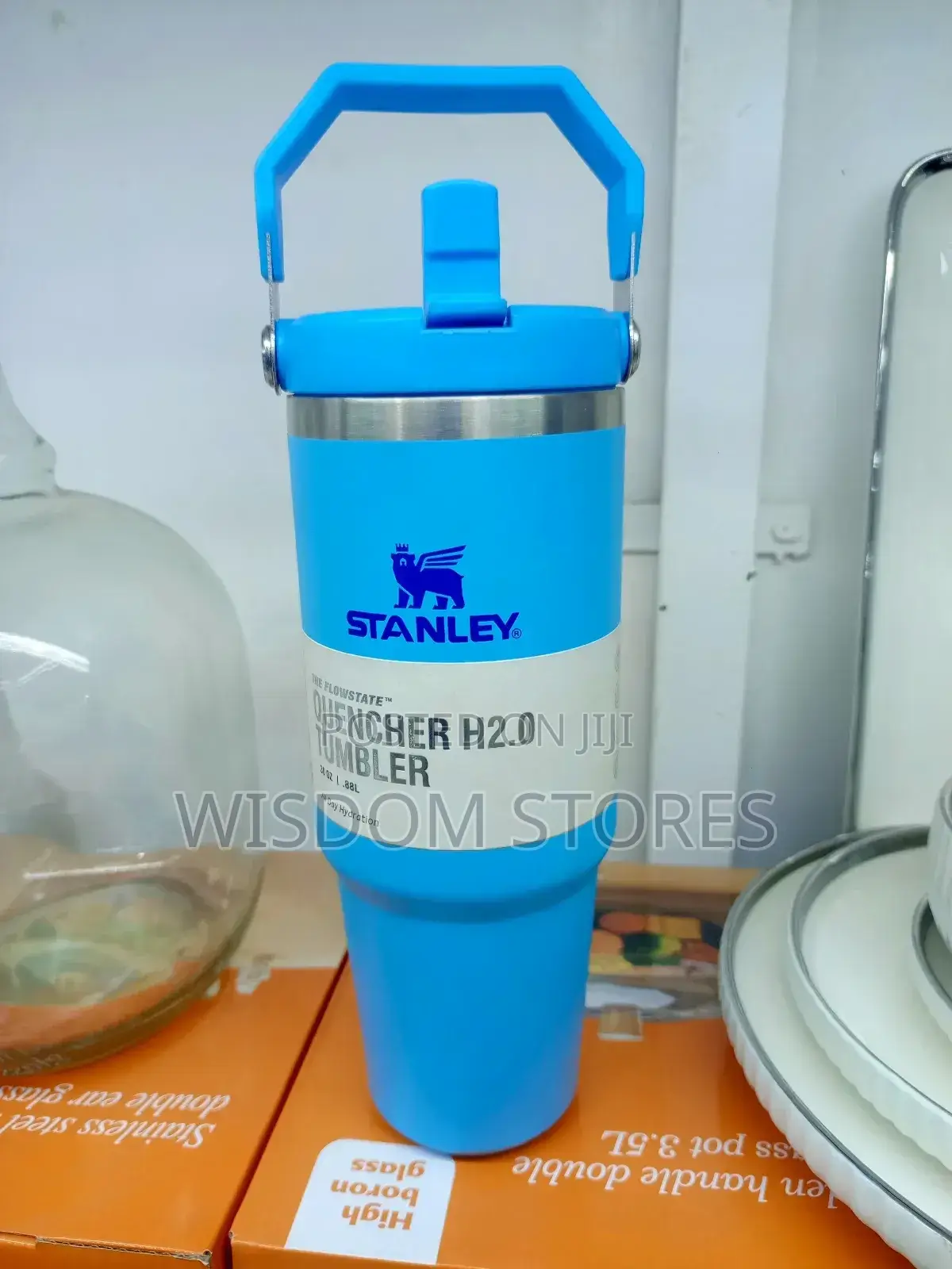 Stanley Quencher Flowstate Tumbler.