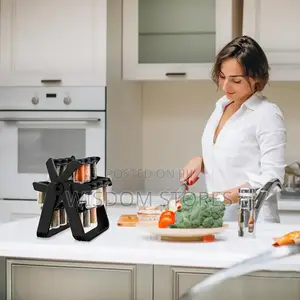 Rotating Spice Rack Set With 18 Glass Spice Jars