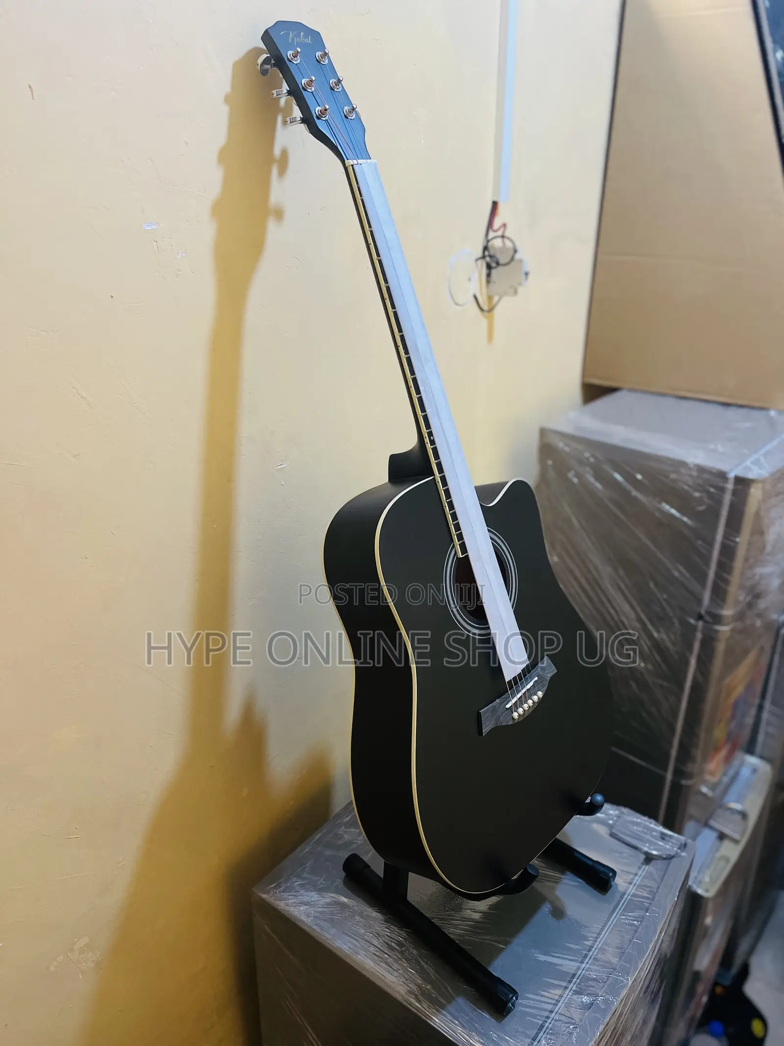 Brandnew Black Color Solid Sound Acoustic Guitar
