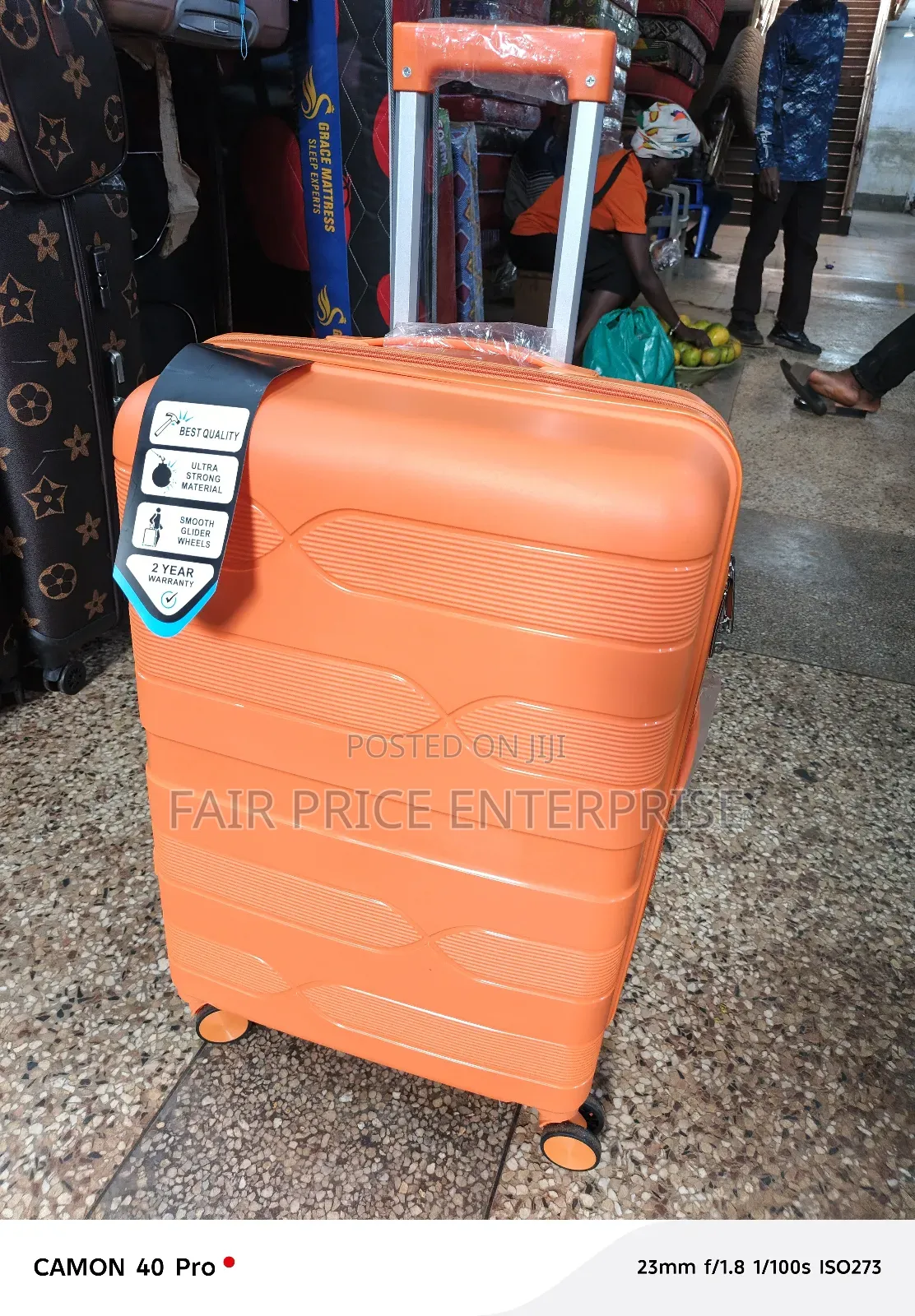 Coeur Plastic Suitcase in Large Size