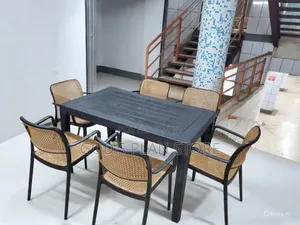 Ratten Outdoor/Indoor Plastic Chairs and Table Plastic Chairs