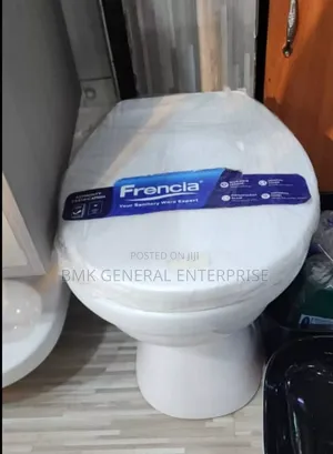Ordinary Toilet Pan With Seat Cover
