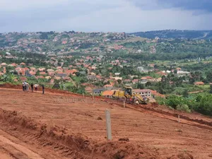 Kitende - Makandwa Hill Phase One 50*100ft Plots for Sale
