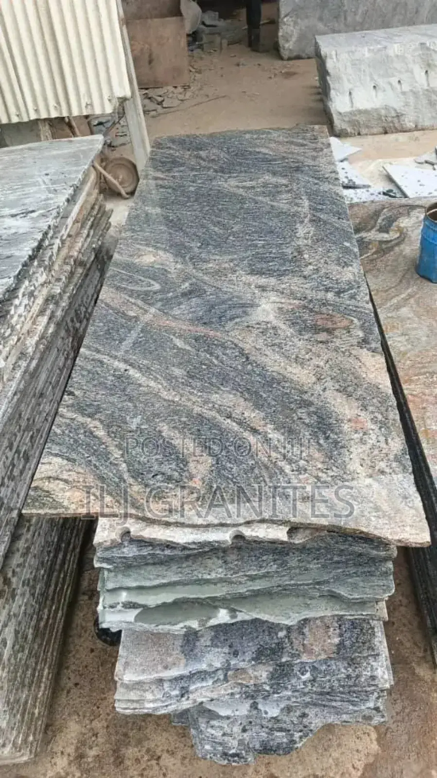 Weavy Gray Granites Slubs