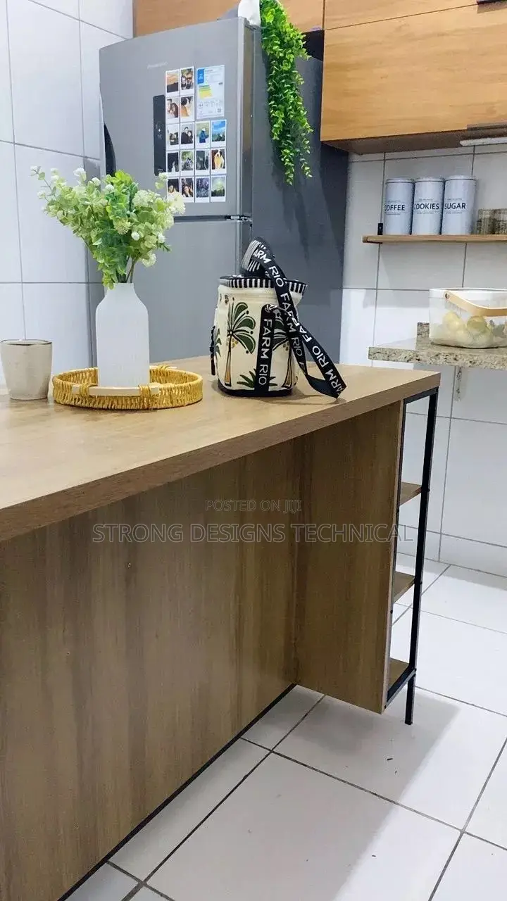 Kitchen Countertop Table.