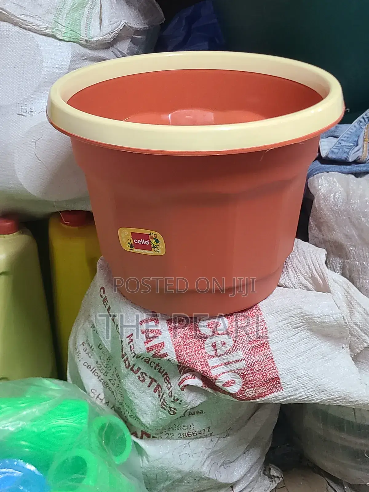 Plastic Round Flower Pot