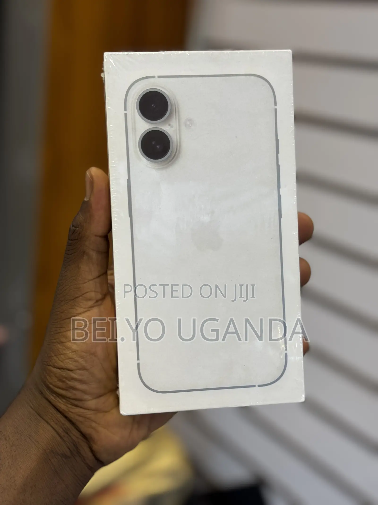 New Apple iPhone 16 Plus 256 GB White