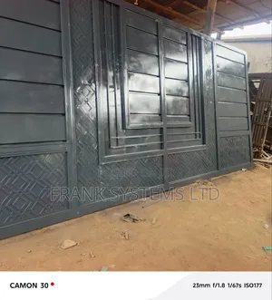 Metallic Sliding Gate Modern Design