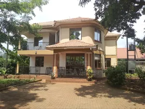 Furnished 5bdrm Duplex in Katabi for sale