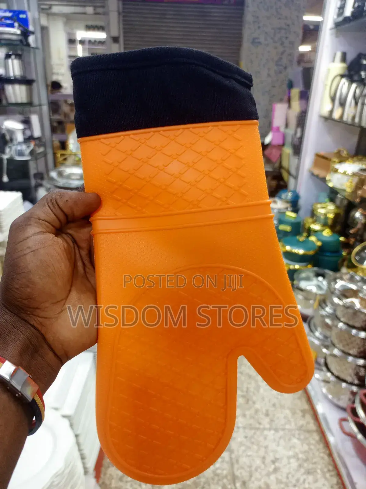 Oven Mitt.