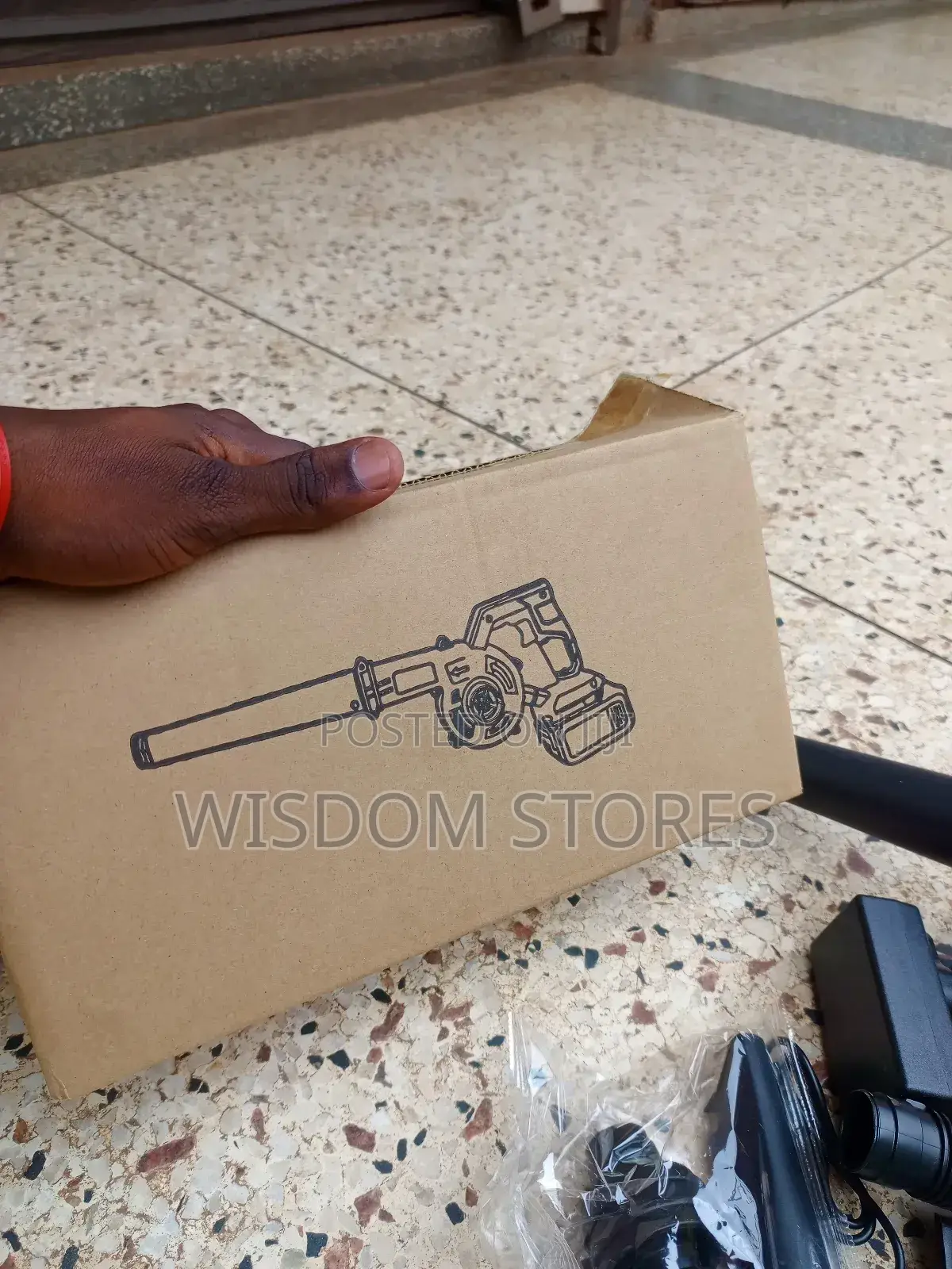 Cordless Blower and Vacuum System