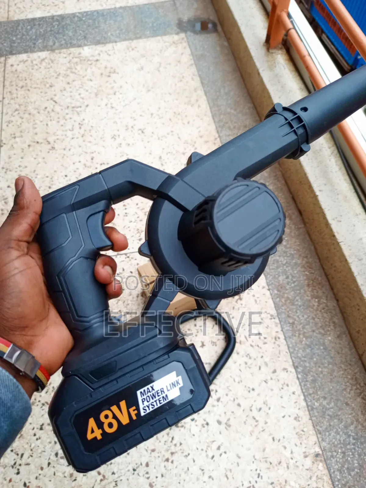 Cordless, Handheld Electric Air Blower/Vacuum Cleaner.