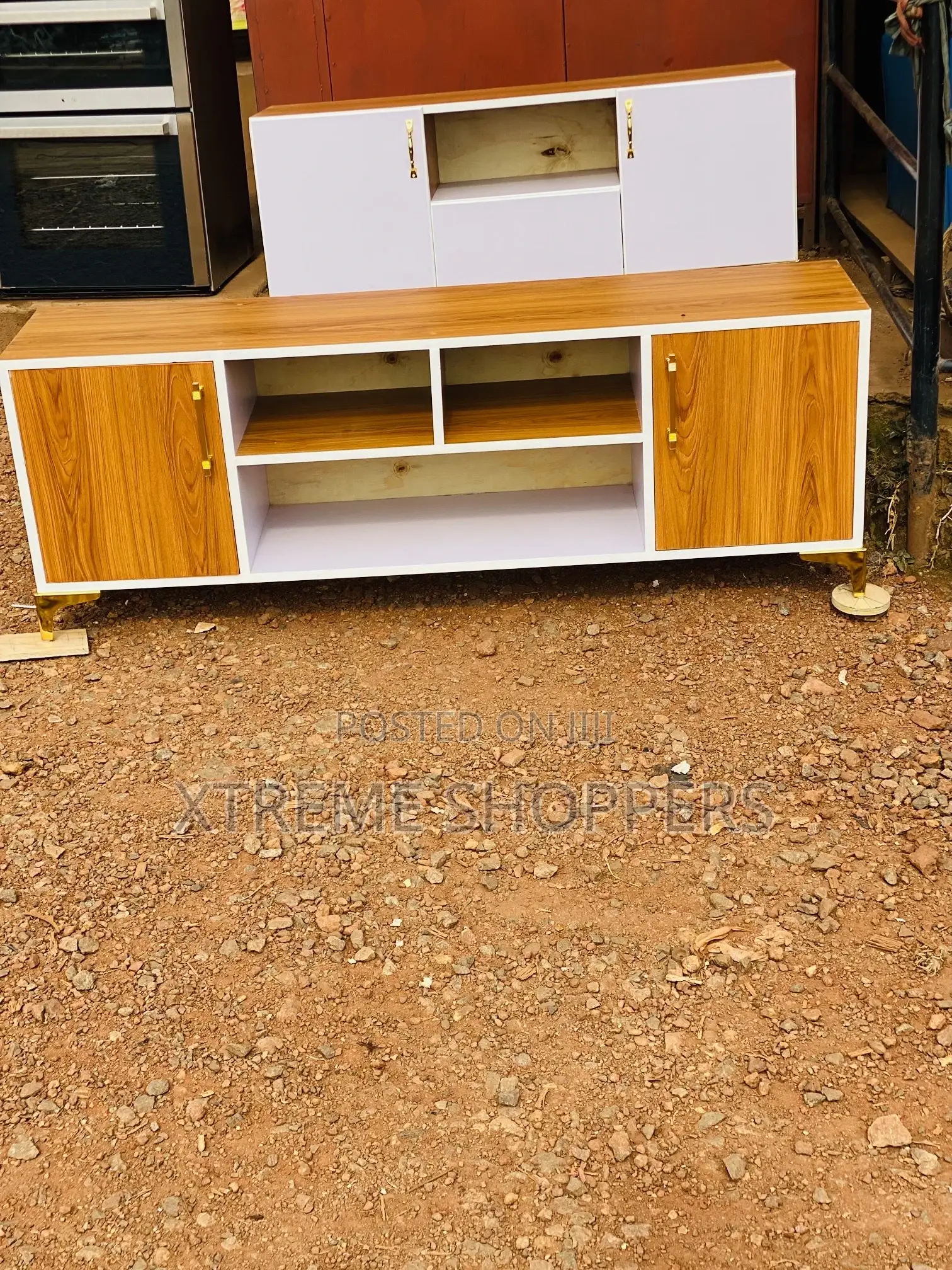 Soft / Center Tables / Table/ Designed
