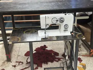 Zigzag Design Sewing Machines With Good Nice Looking Stand .