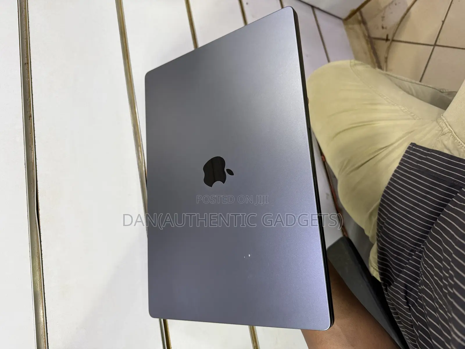 Apple MacBook Pro 2024 M4 Max 16-Inch 24GB Apple M4 Pro SSD 512GB