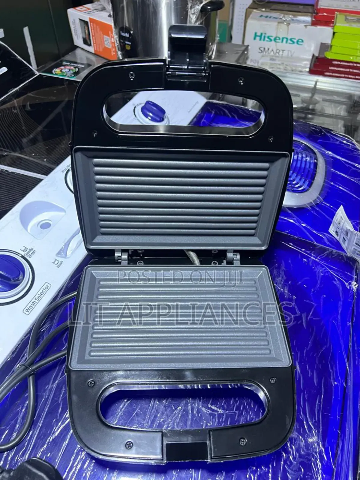 Geepas Grill Maker Ggm6001, 2years Warranty.
