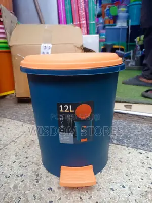 12-Liter Plastic Pedal Dustbin or Trash Can.