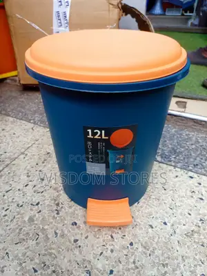 12-Liter Plastic Pedal Dustbin or Trash Can.