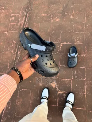 Iconic Crocs. Pure Black Original Crocs