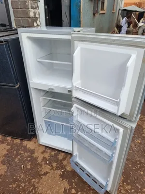 Sizable Fridge/Well Freezing/Used