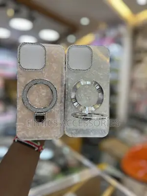 Phone Cases With a Rhinestone Ring