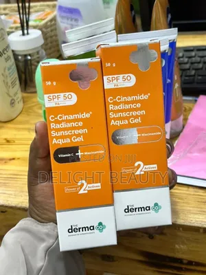 The Derma Co 1% Hyaluronic Sunscreen Aqua Gel With SPF 50 Pa+ 
