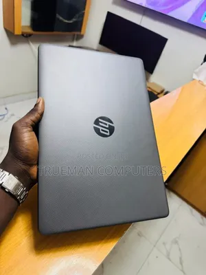 Laptop HP 250 G8 8GB Intel Core I5 HDD 500GB