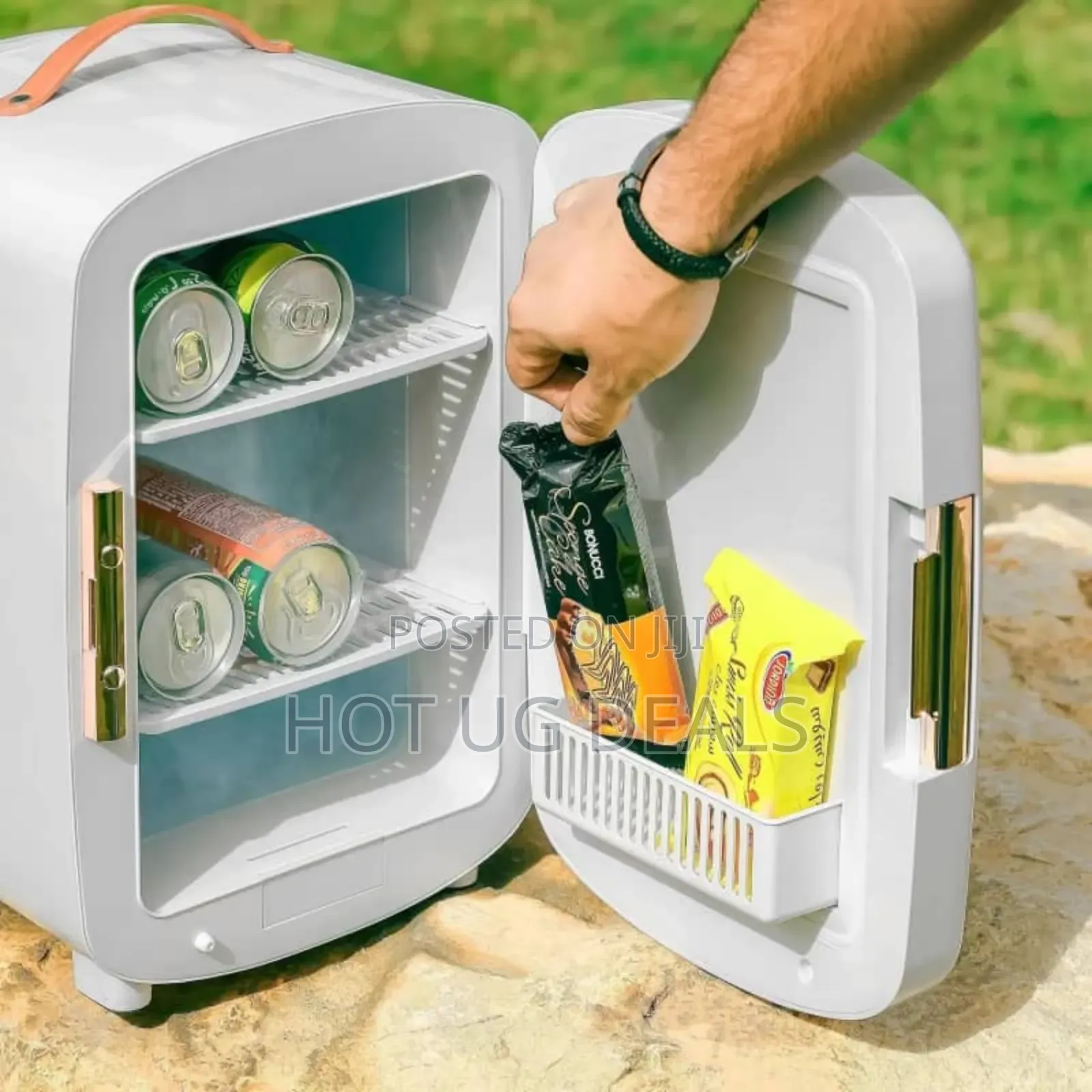 Geepas Mini Refrigerator With Cold Or Warm Function