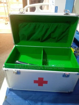 First Aid Box Medium