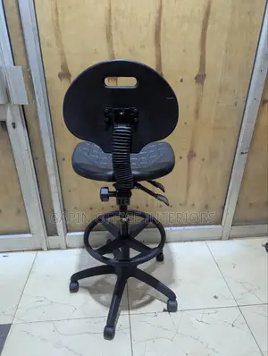 Plastic Counter// Teller Chair