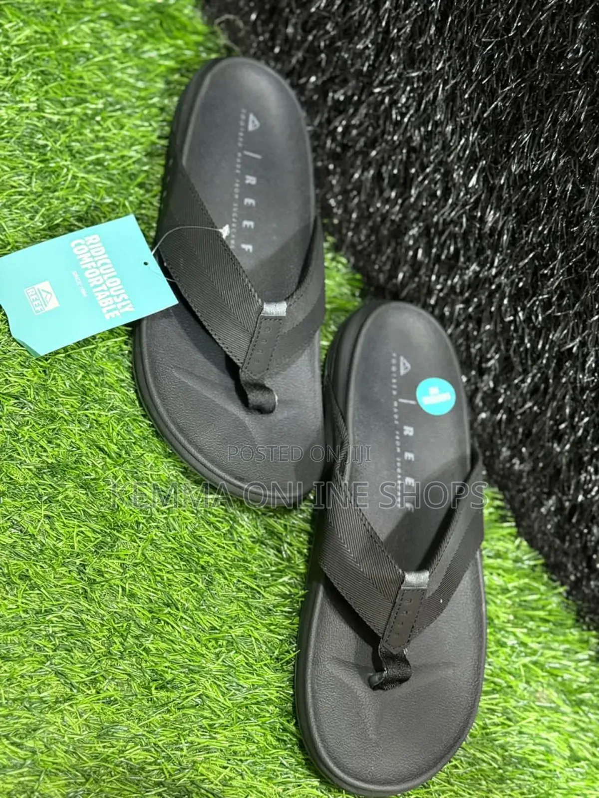 Slip on Reef Strap Sandals