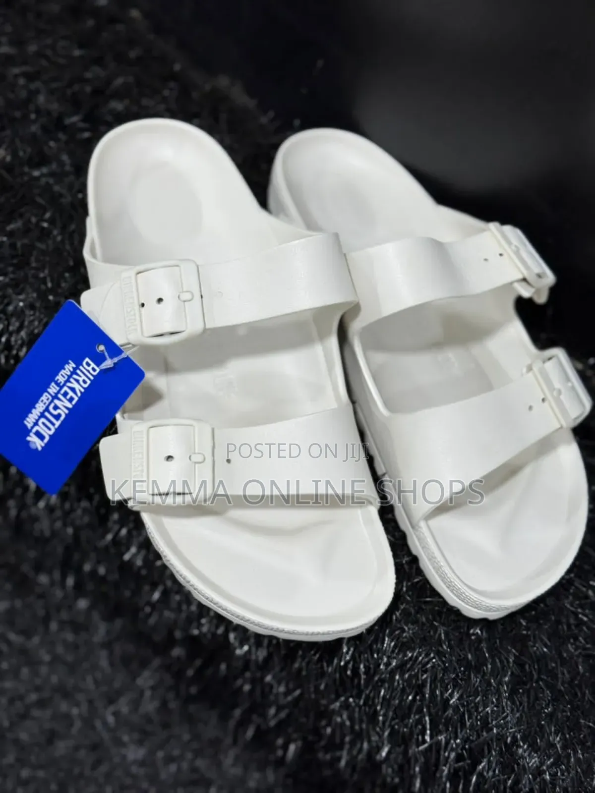 Slip on Reef Strap Sandals