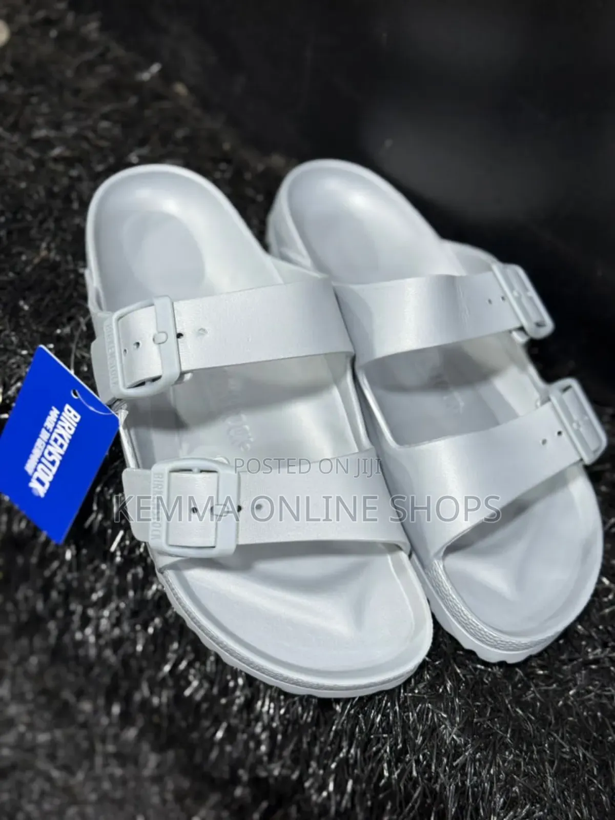 Slip on Reef Strap Sandals