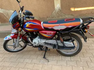 Bajaj Boxer 125 2023 Red