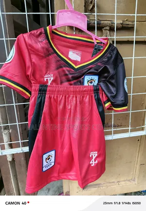 Right Uganda Crane Jersey Original Material
