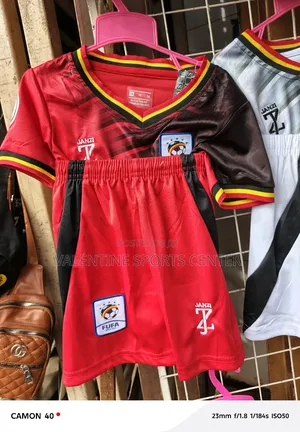 Right Uganda Crane Jersey Original Material